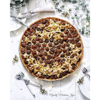 Couteau Christian Etchebest par Jean Dubost et service à gâteau Laguiole Jean Dubost fabrication française Tarte mirabelles