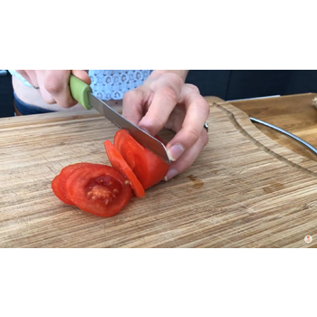 Couteau à tomates Jean Dubost gamme ecoresponsable Line, credit photo Les Pépites de noisette